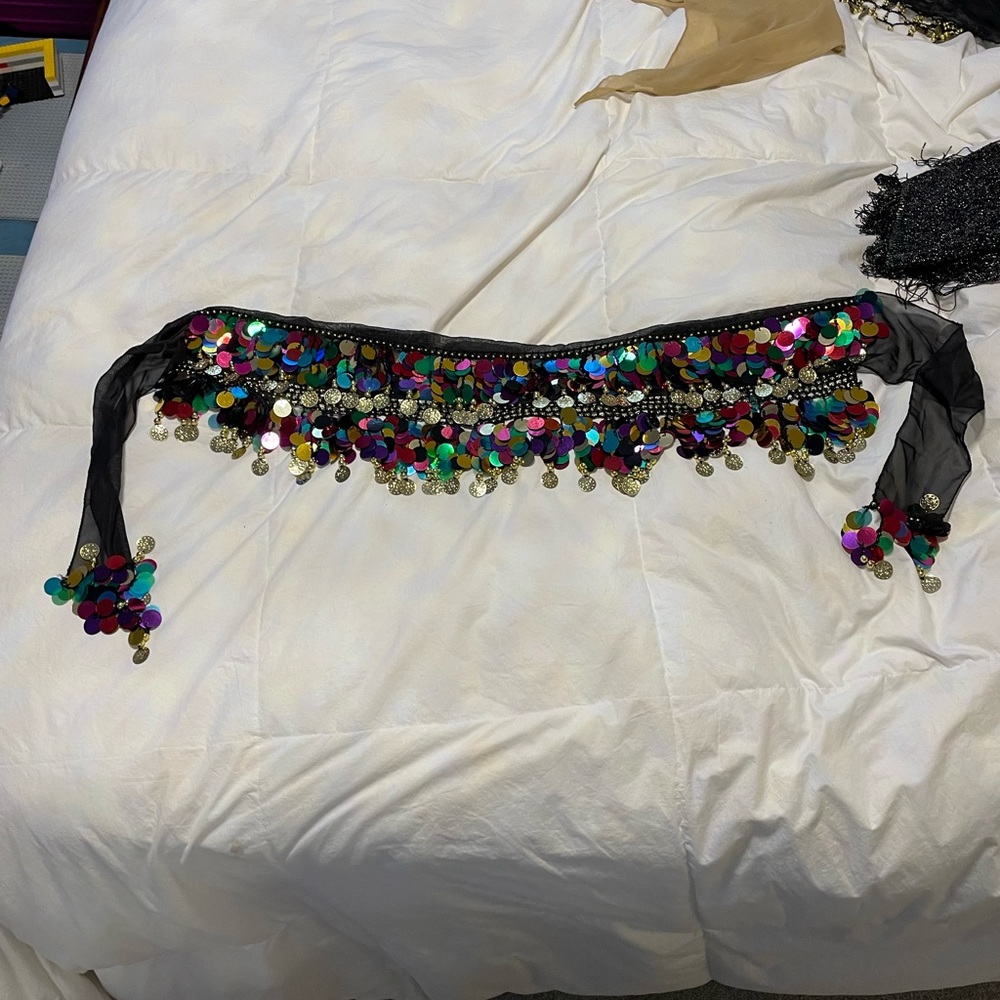 Belly dancing wrap 5 total super beautiful never worn